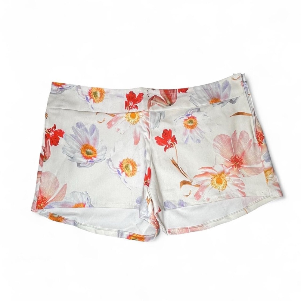 Elegant Floral High Waist Women's Shorts